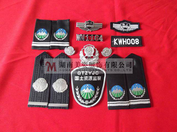 國土監(jiān)察標(biāo)志服，標(biāo)志